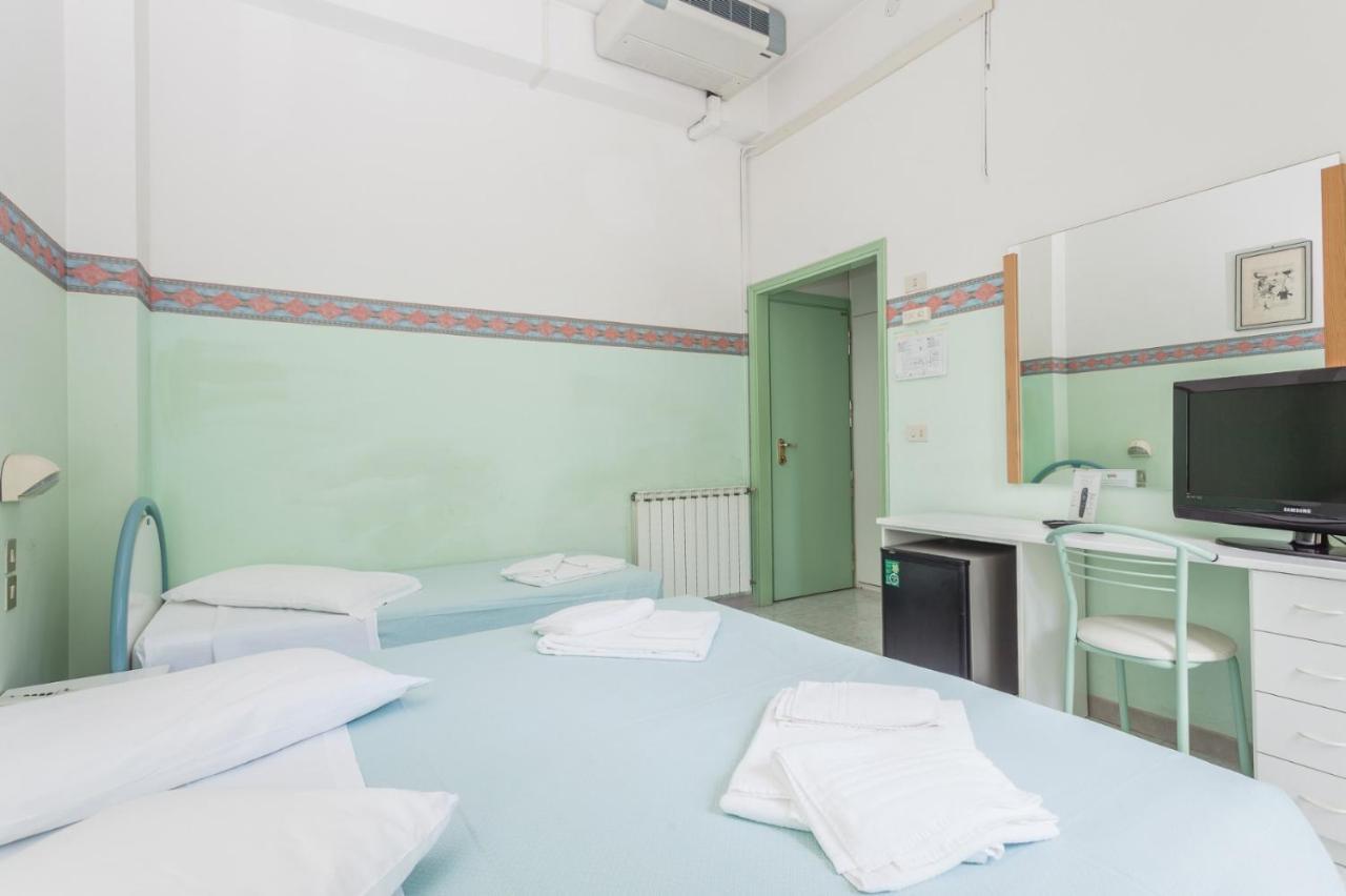Hotel K2 Cervia 3 Stelle Sup מראה חיצוני תמונה