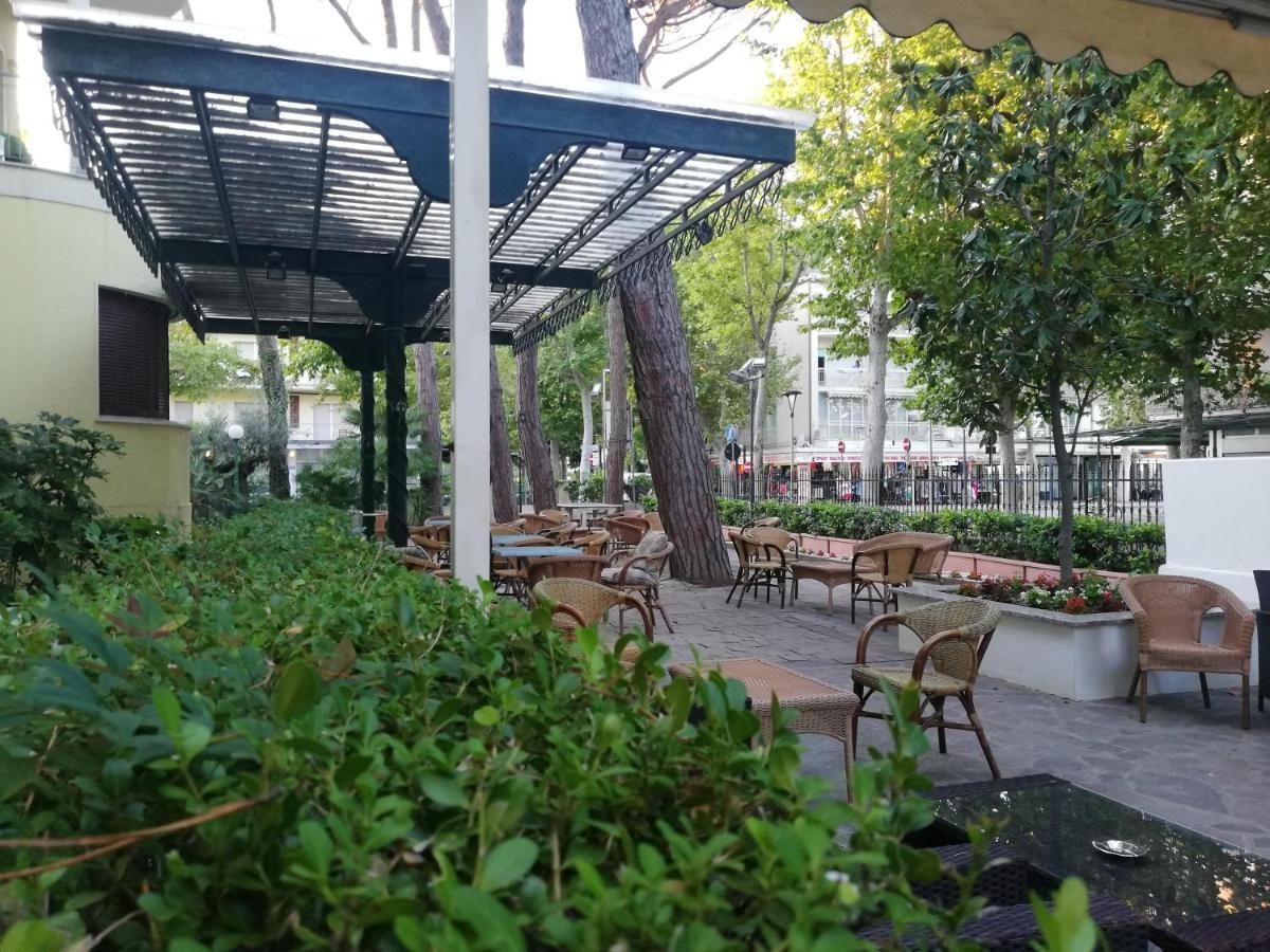Hotel K2 Cervia 3 Stelle Sup מראה חיצוני תמונה