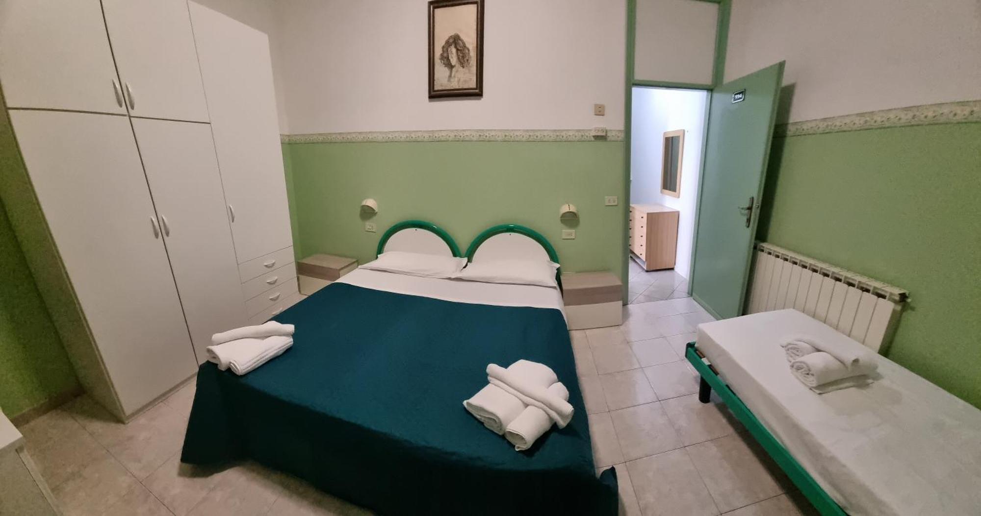 Hotel K2 Cervia 3 Stelle Sup מראה חיצוני תמונה