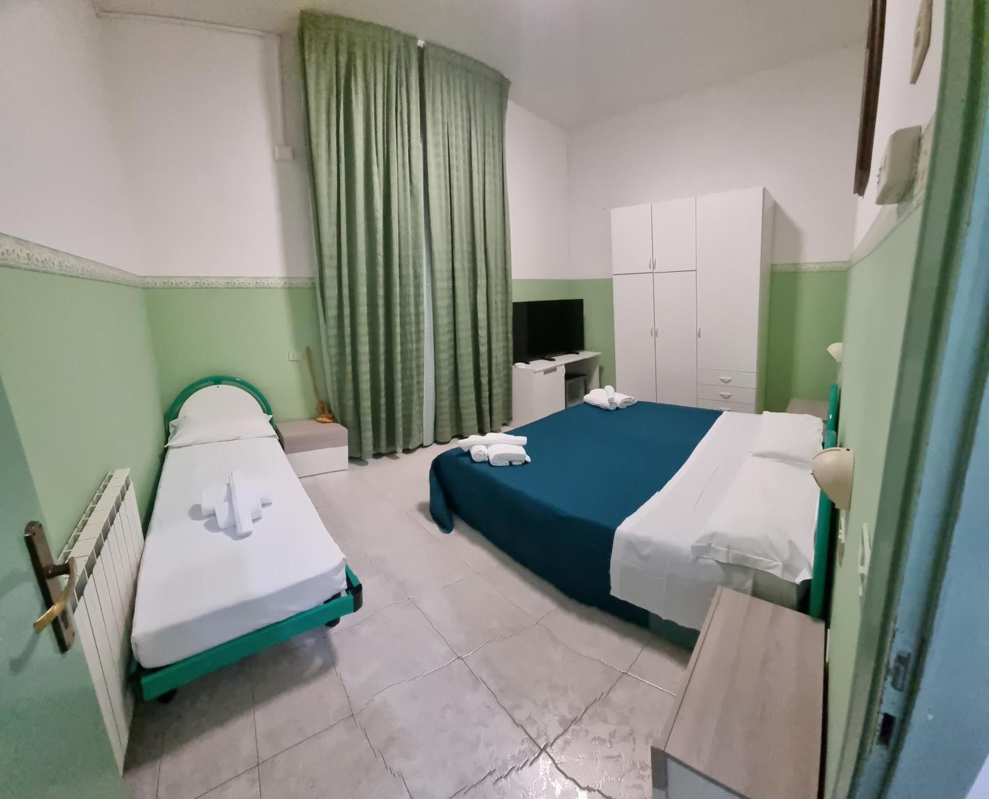 Hotel K2 Cervia 3 Stelle Sup מראה חיצוני תמונה