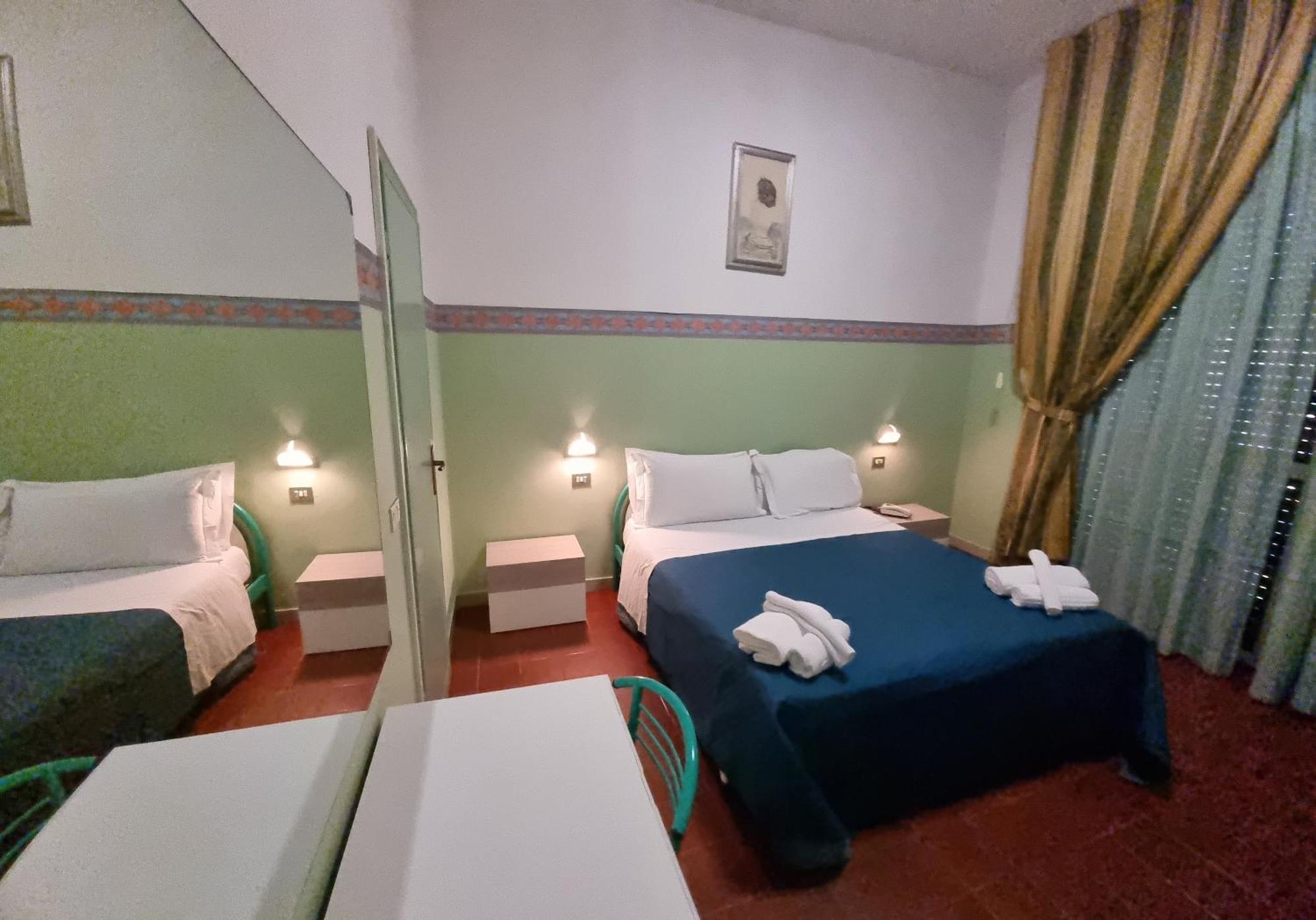 Hotel K2 Cervia 3 Stelle Sup מראה חיצוני תמונה