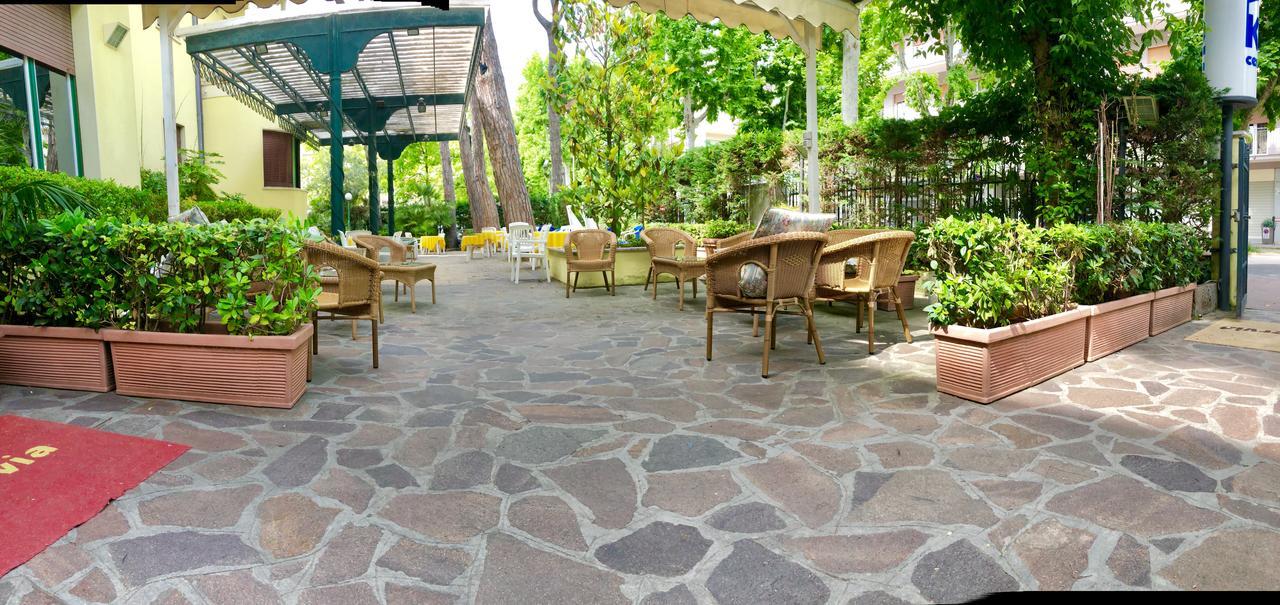 Hotel K2 Cervia 3 Stelle Sup מראה חיצוני תמונה